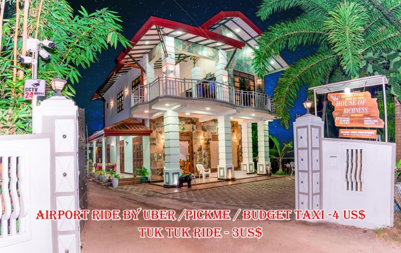 ホテル House Of Richness ネゴンボ エクステリア 写真